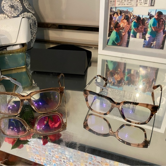 Diff Jessie James and Diff Bella XS blue light glasses, brand new jn box! - Picture 2 of 5